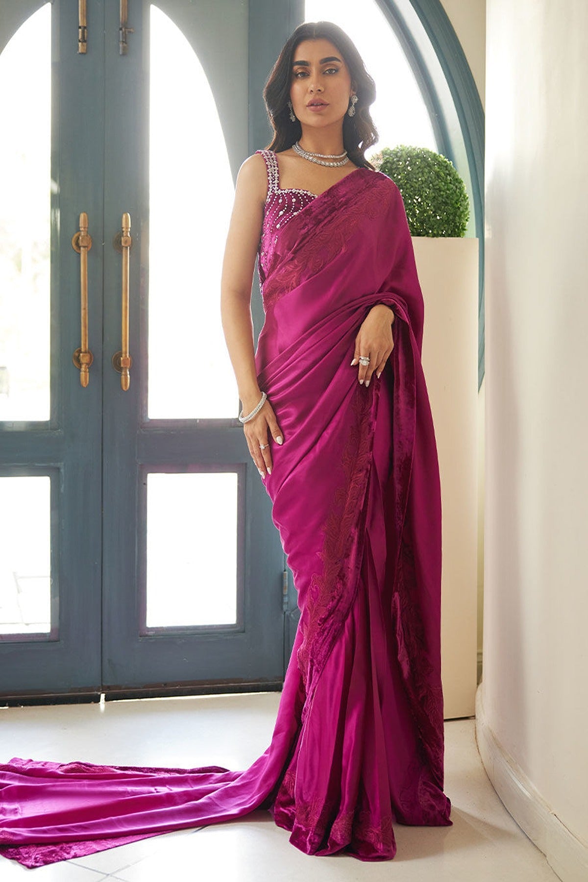 FARAH TALIB AZIZ | VELVETS | ZERMINE MAGENTA SAREE