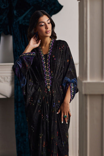 FARAH TALIB AZIZ | VELVETS | DIMA VELVET KAFTAN