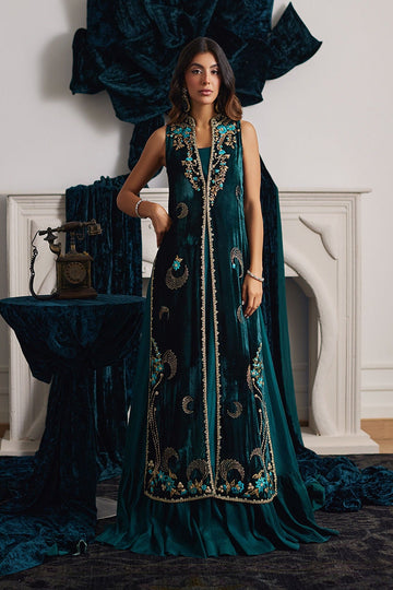 FARAH TALIB AZIZ | VELVETS | ORMAIE EMERALD