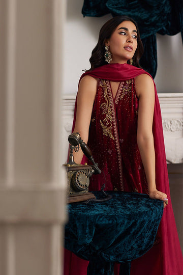 FARAH TALIB AZIZ | VELVETS | ISMAYA