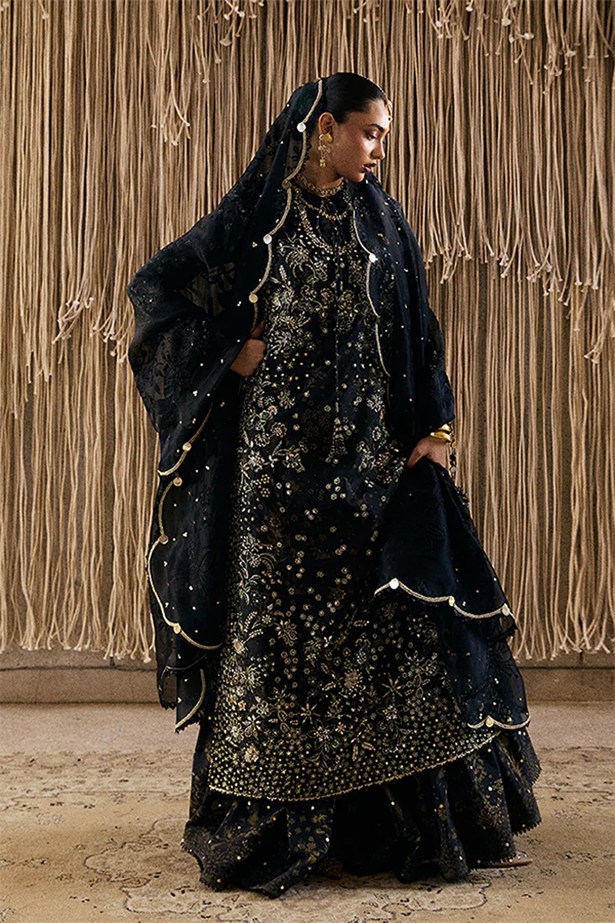 SUFFUSE | FREESHIA RTW '25 | KIARAY