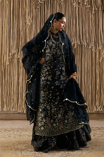 SUFFUSE | FREESHIA RTW '25 | KIARAY