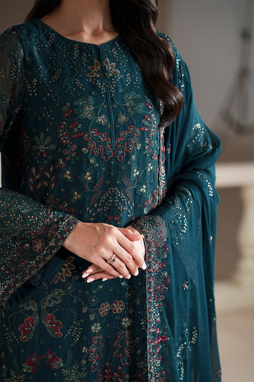 EMAAN ADEEL | MODERN HEIRLOOM | ANTIQUE CHARM
