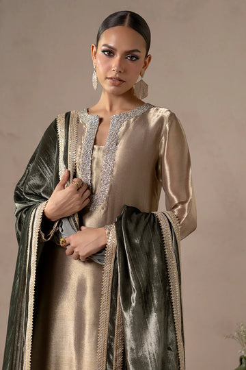 HUE PRET | LUXURY VELVET | ALEESA