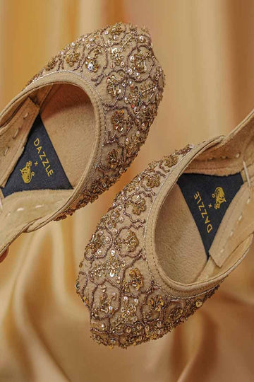 DAZZLE | KHUSSA SHOES | ANCHAL (GOLD)