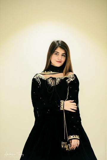 SAAD IBRAHIM | LEHENGA CHOLI | BLACK VELVET LEHENGA CHOLI WITH DUPATTA
