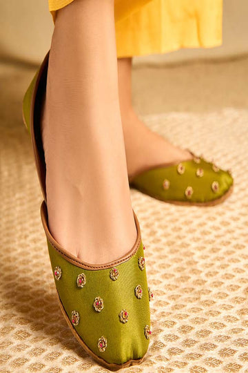 DAZZLE | KHUSSA SHOES | BASERA