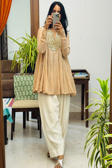 HASLI | BEIGE MUL CHANDERI EMBROIDEREDANARKALI WITH FARSHI SALWAR