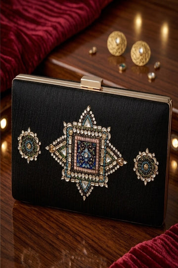 HS | CLUTCHES | BLACK