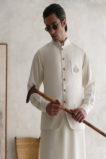 ISMAIL FARID | BOSKI KAMEEZ SHALWAR WITH MONOGRAM WAISTCOAT