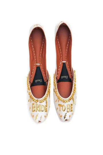 DAZZLE | KHUSSA SHOES | BRIDE TO-BE JUTTIS