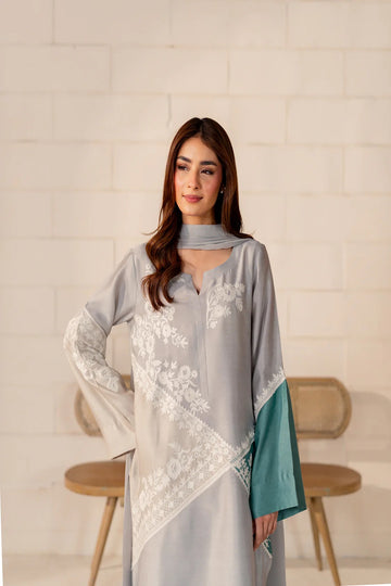 MAAHE | SILK EDIT 26 | CAROLMAAHE | SILK EDIT 26 | CAROL