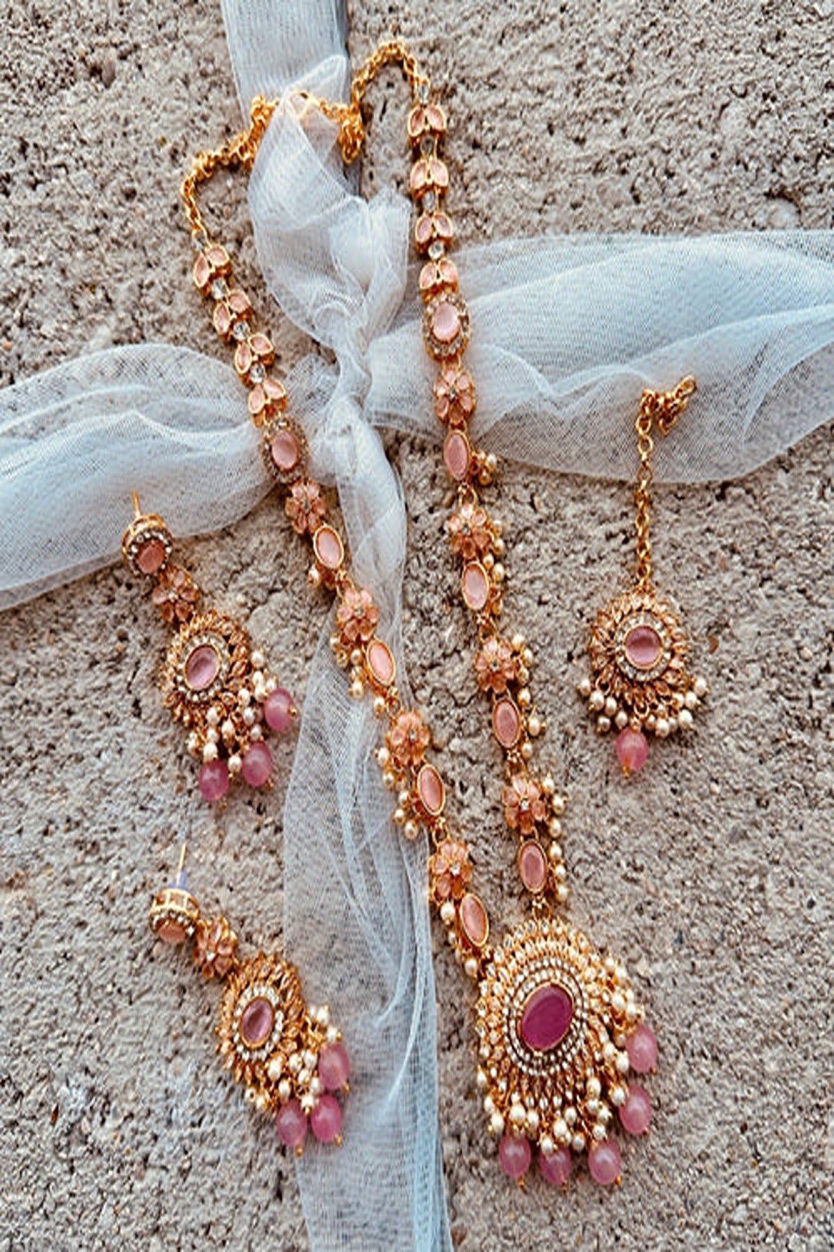 KOH-E-GEM | JEWELLERY | CLEO CURVE MALAA – PINK
