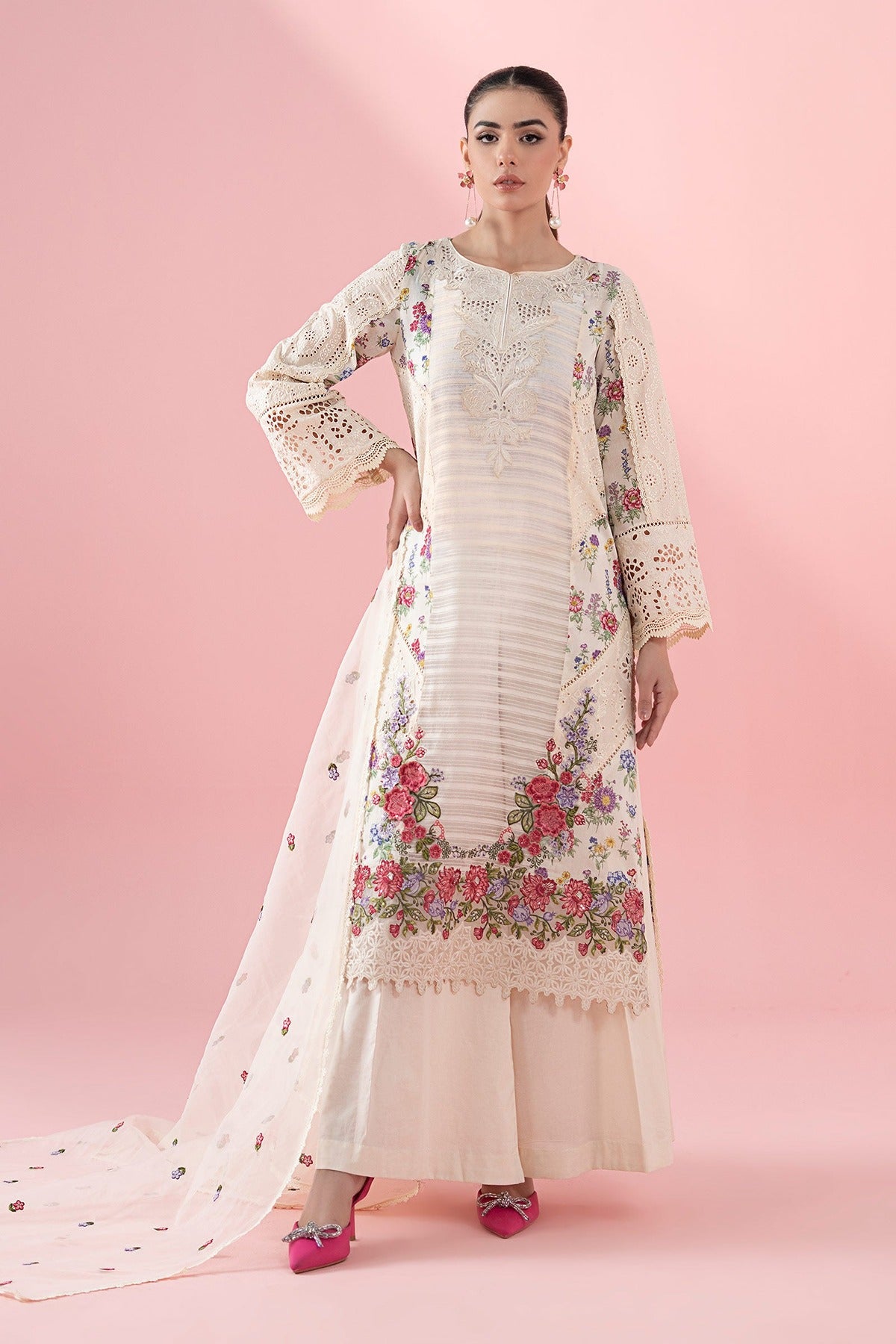 MARIA B | LUXURY PRET | 3 PIECE EMBROIDERED LAWN SUIT | DW-EA25-79-OFF WHITE