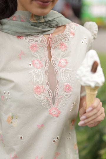 SOBIA NAZIR | PRINTS '26 VOL. 2 | DESIGN 6B