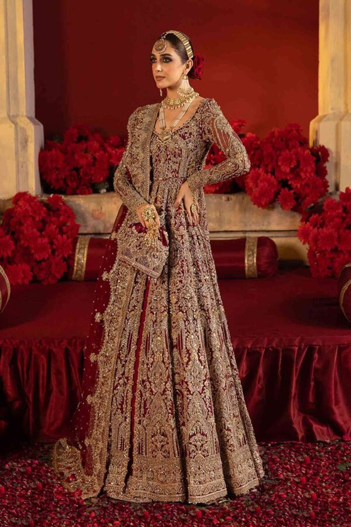 KANWAL MALIK | JAHANARA BRIDAL COUTURE 23 | DIVANI
