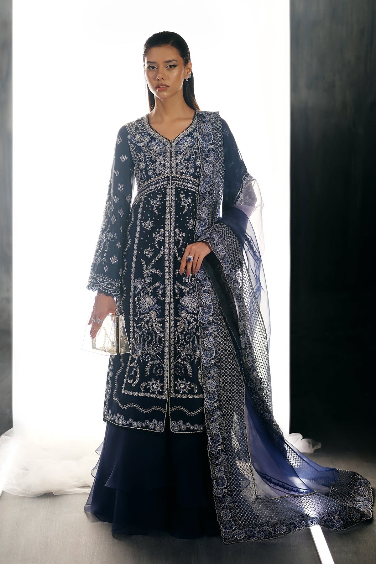NYRA | SILK PRET-A-PORTER '25 | ESRA