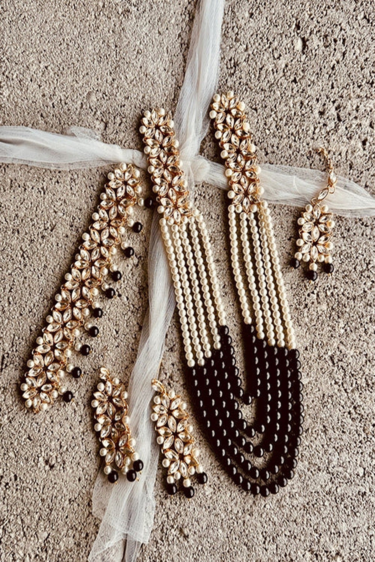 KOH-E-GEM | JEWELLERY | ETHEREAL PEARL CASCADE SET - BLACK