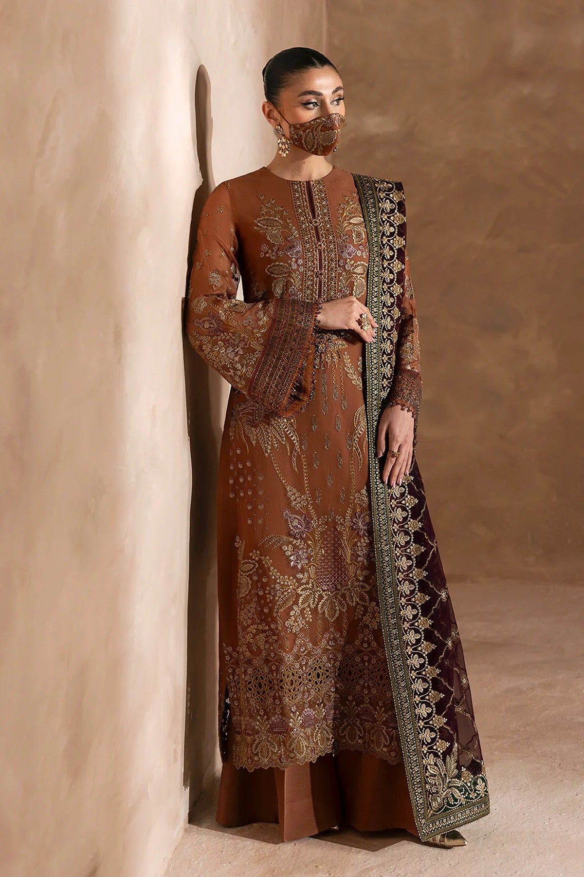 FLOSSIE | LACONIC | FE - 904