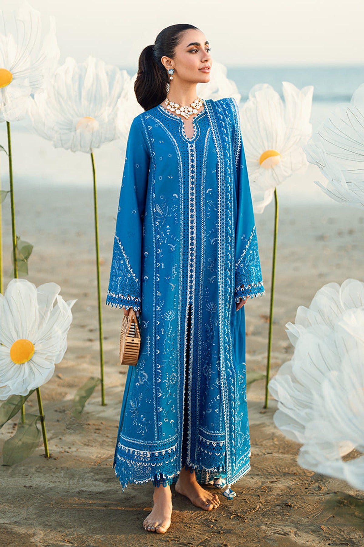 QALAMKAR | SAHIL LUXURY LAWN 2025 | FK-03 VICTORIA