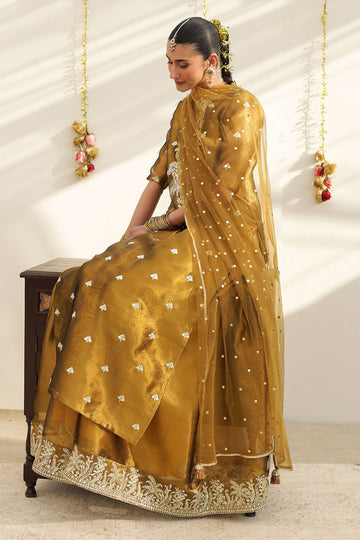 DYOT | FESTIVE 26 | GOLDEN OUTFIT