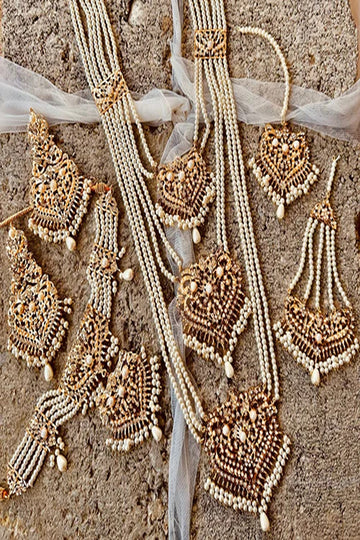 KOH-E-GEM | JEWELLERY | HYDERABADI ROYAL 3-LAYERED BRIDAL SET
