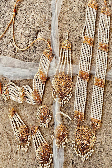 KOH-E-GEM | JEWELLERY | HYDERABADI WHITE PEARL GRACE BRIDAL SET