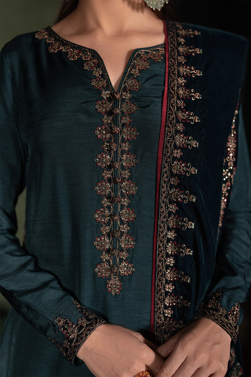 IZNIK | EXCLUSIVE VELVET | IV-50 EMBROIDERED VELVET