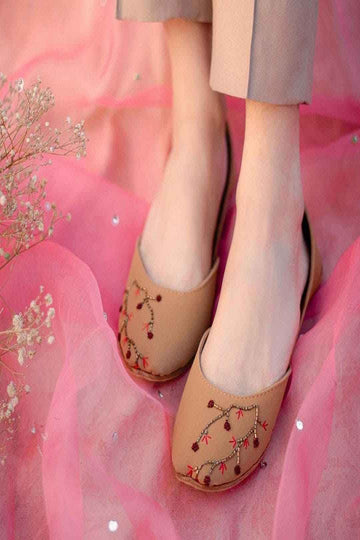 DAZZLE | KHUSSA SHOES | LATTE