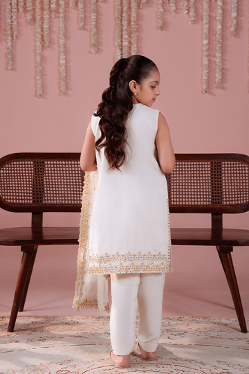 EMAAN ADEEL | HER TO HER | MAHA