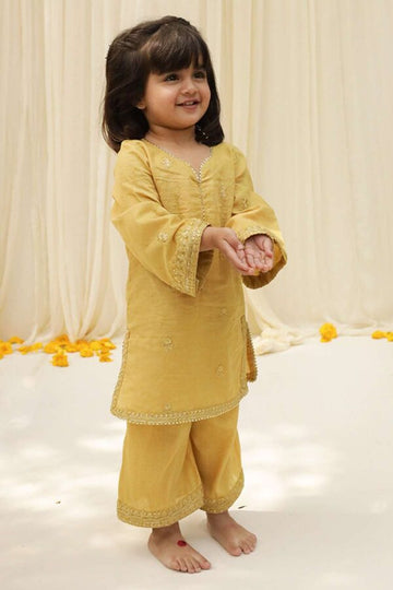 DYOT | CHOTI EID 23 | MUSTARD OUTFIT