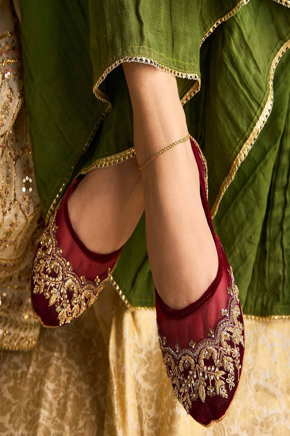 DAZZLE | KHUSSA SHOES | MARINA (MAROON)