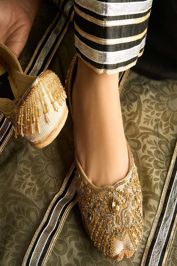 DAZZLE | KHUSSA SHOES | MENHA