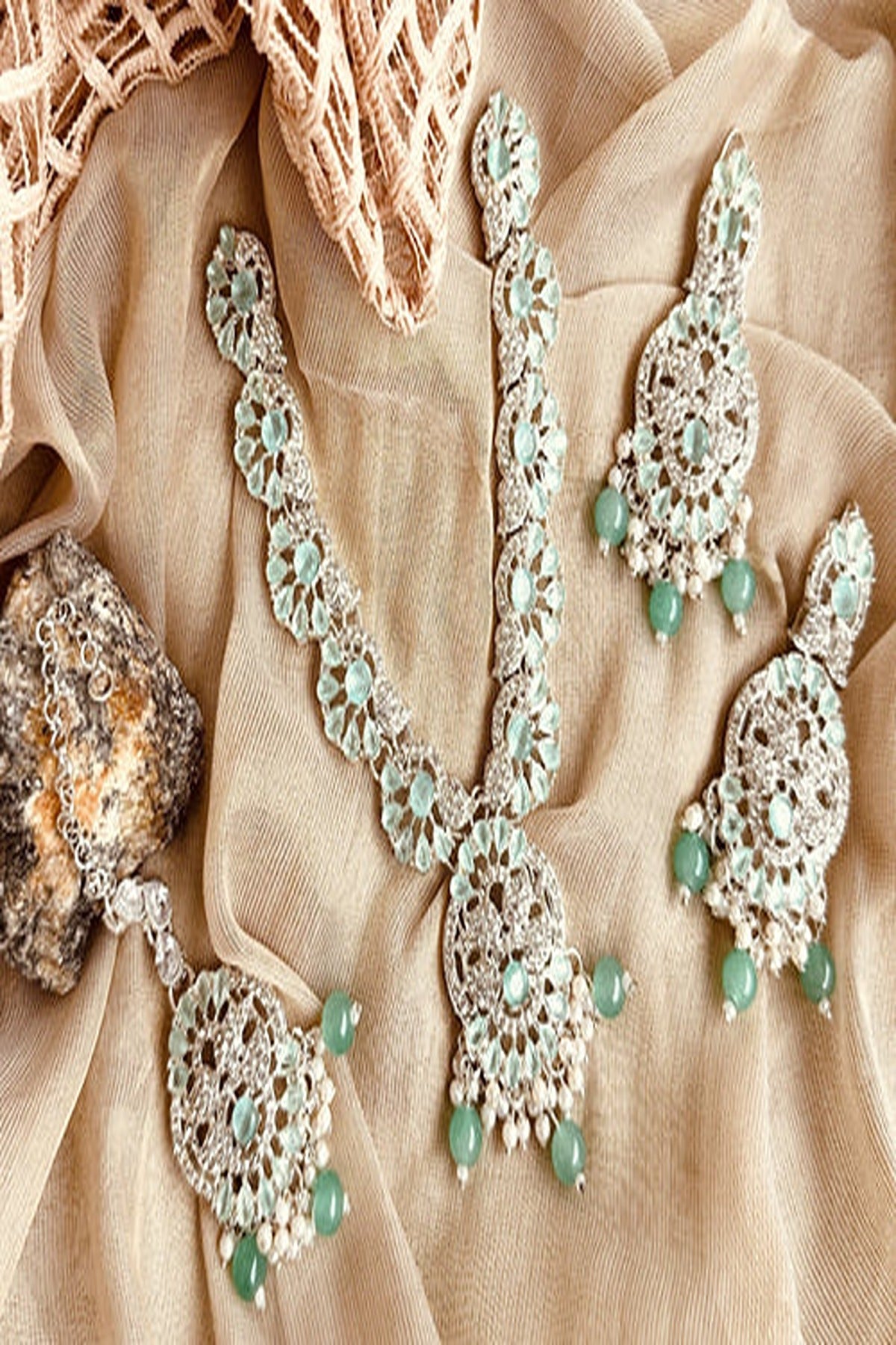 KOH-E-GEM | JEWELLERY | MIRA – DAINTY DROP NECKLACE SET (MINT WITH SILVER BASE)