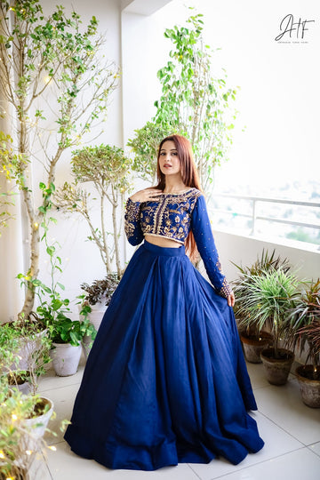 SAAD IBRAHIM | LEHENGA CHOLI | NAVY BLUE HAND EMBELLISHED LEHENGA CHOLI SET