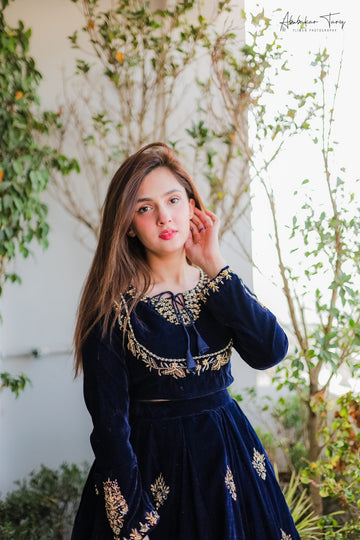 SAAD IBRAHIM | LEHENGA CHOLI | NAVY BLUE VELVET HAND EMBELLISHED LEHENGA CHOLI SET