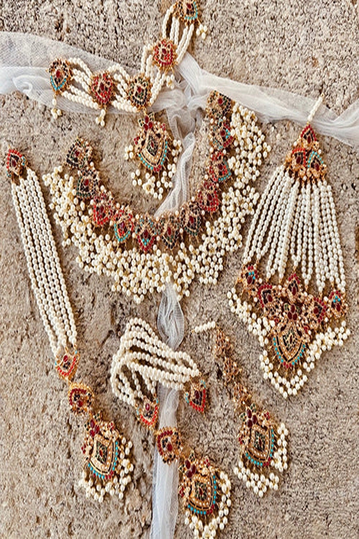 KOH-E-GEM | JEWELLERY | NAURATAN OPULENCE BRIDAL SET