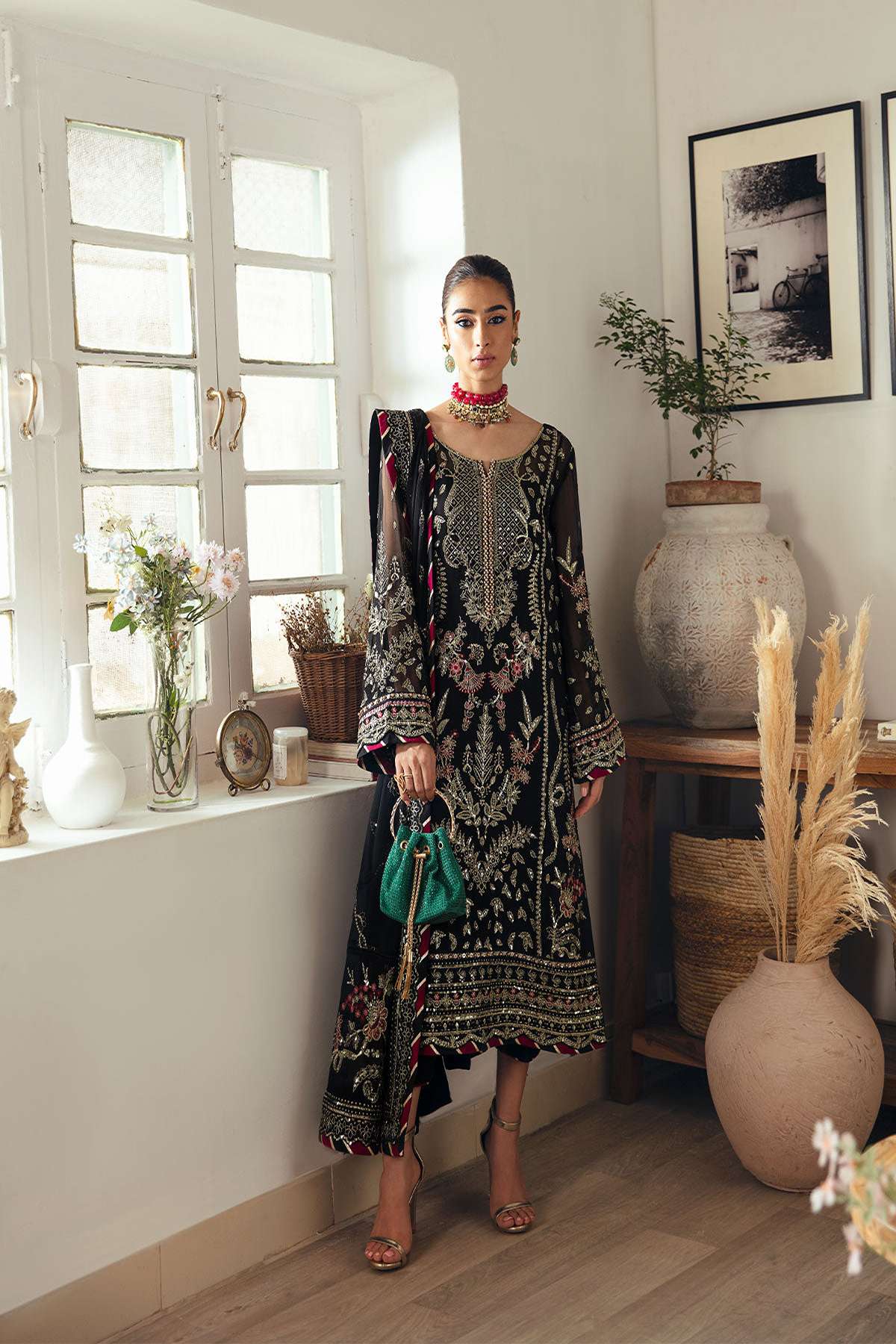 GULAAL | EMBROIDERED CHIFFON 2023 VOLUME 1 | NOIR GL-EC-23V1-06