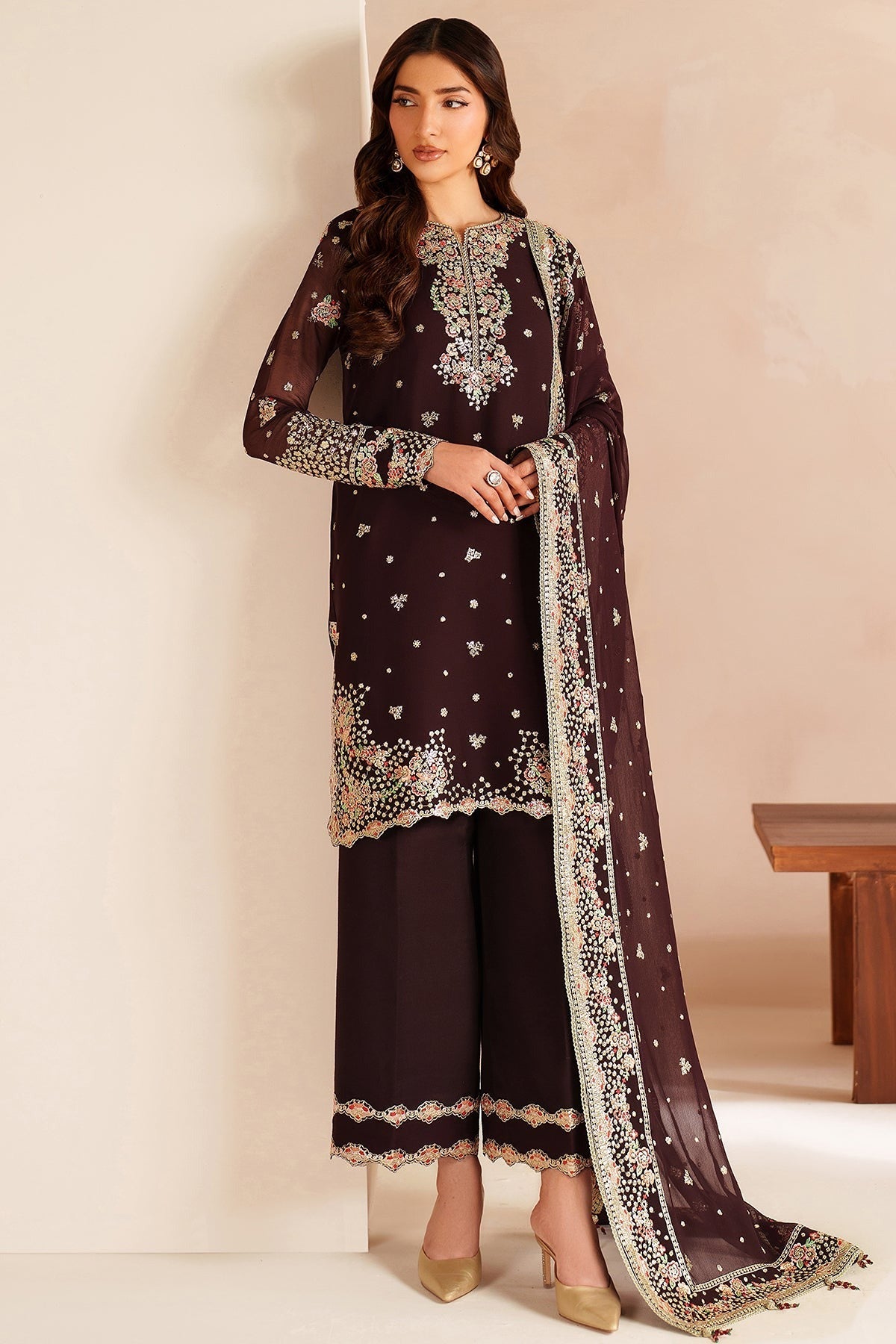 FARASHA | FORMALS ’25 | OAK CHARM