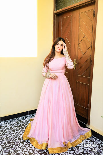 SAAD IBRAHIM | LEHENGA CHOLI | PASTEL PINK HAND EMBELLISHED LEHENGA CHOLI SET