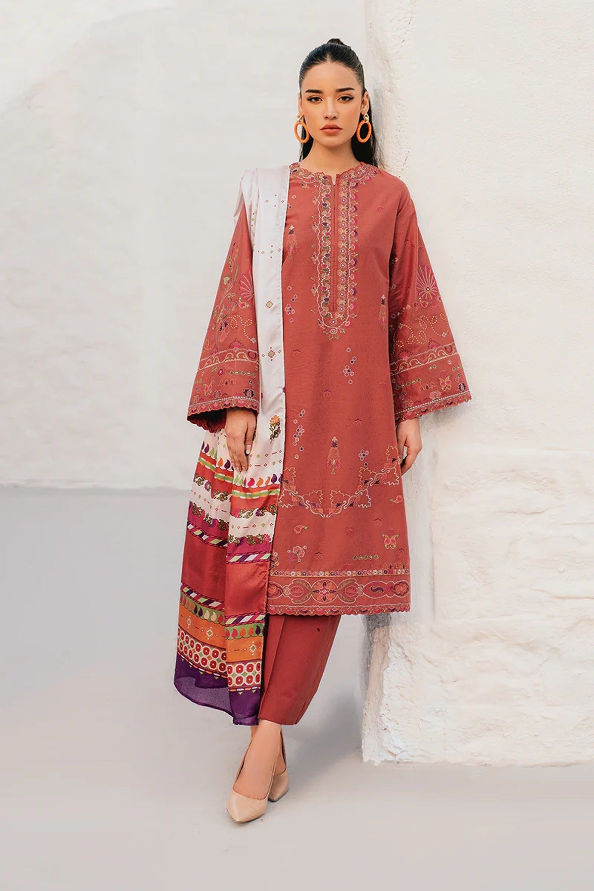 BAROQUE | PRET | EMBROIDERED LAWN PR-1083