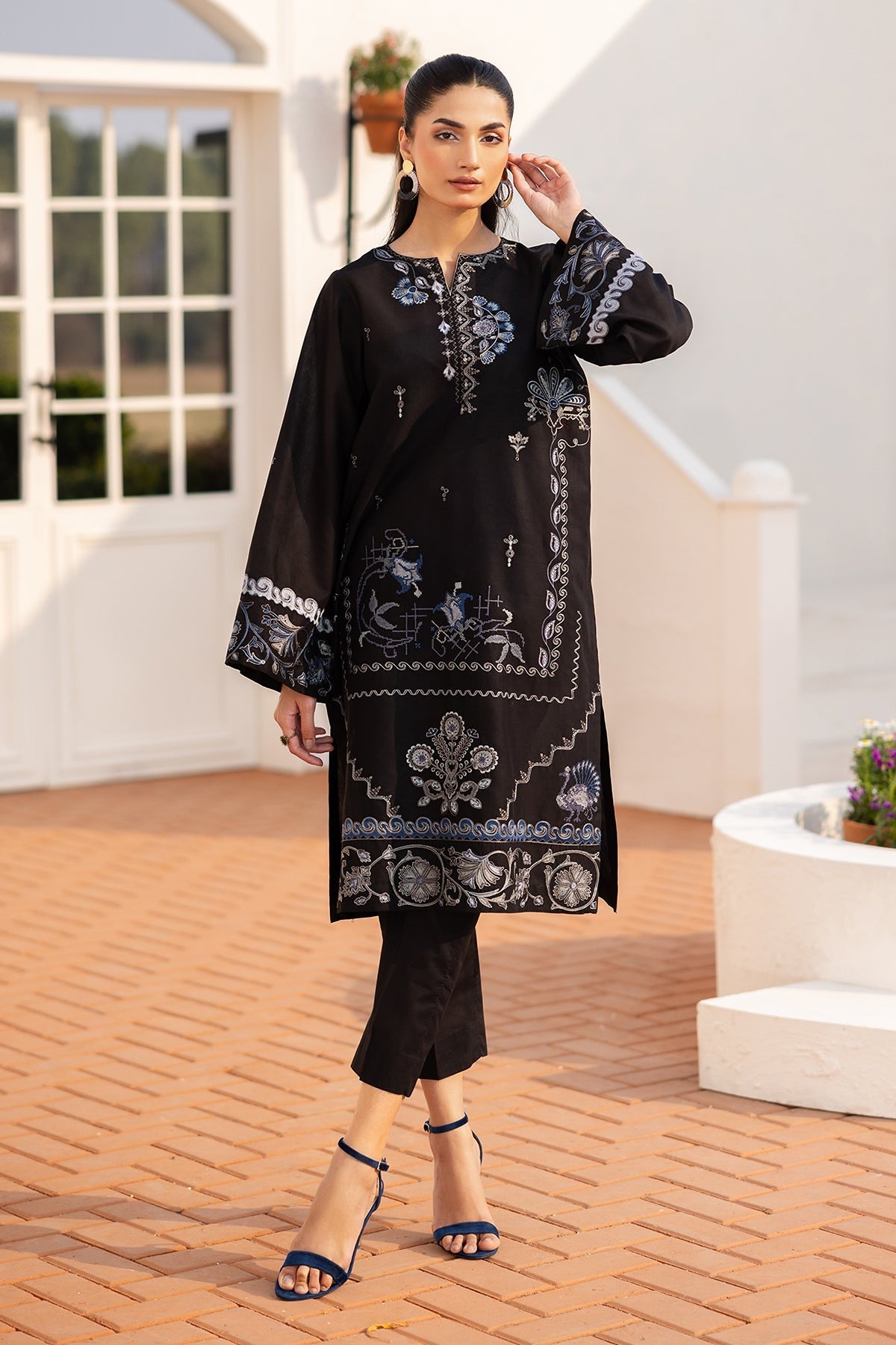 BAROQUE | PRET | EMBROIDERED LAWN PR-1107