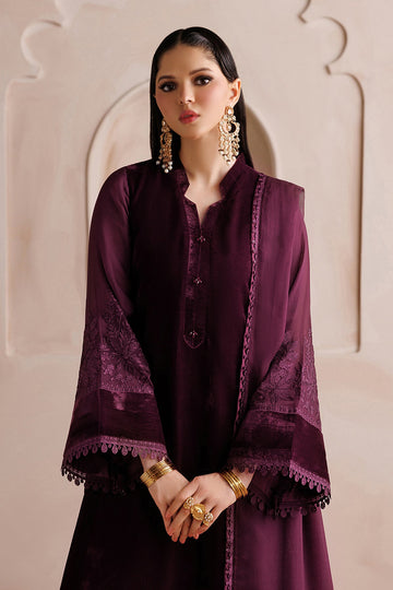 BAROQUE | PRET | EMBROIDERED VELVET PR-1381