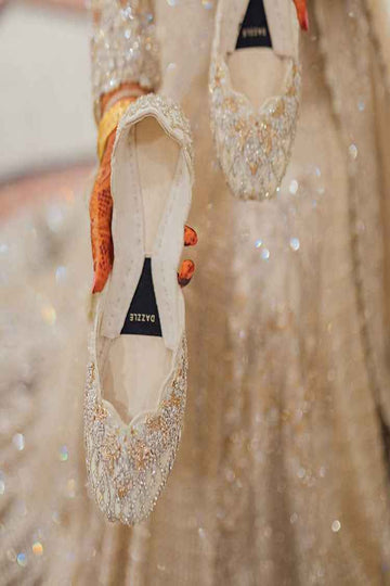 DAZZLE | KHUSSA SHOES | PEARL ICE