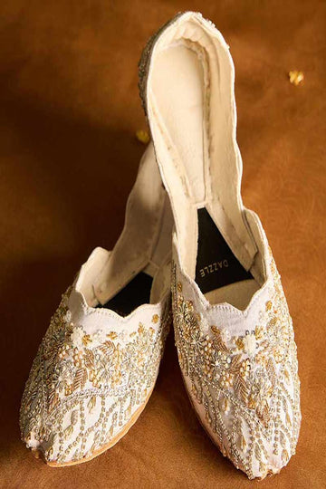 DAZZLE | KHUSSA SHOES | PEARL ICE