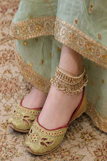 DAZZLE | KHUSSA SHOES | PHOOLKARI
