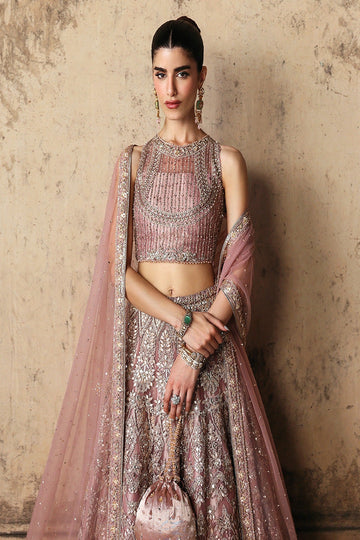 FAIZA SAQLAIN | AVEIRA | PRENIA