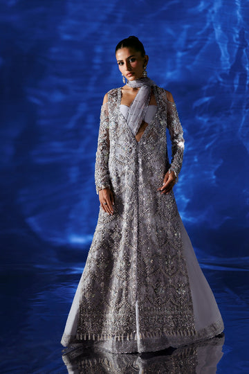 EMAAN ADEEL | MODE MODERNE | ROEME