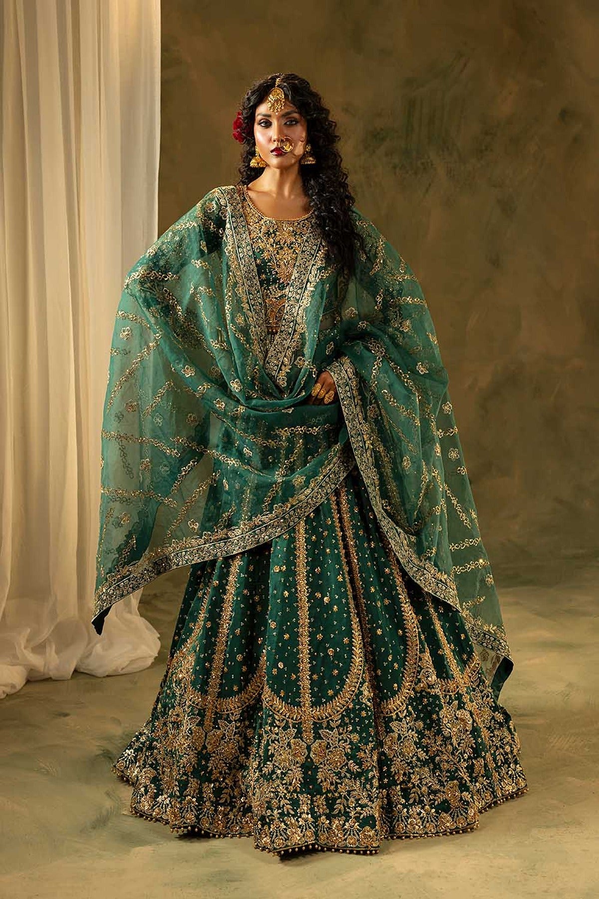 SILLHOUETE | MEERAS | RESHAM (RLF-08)