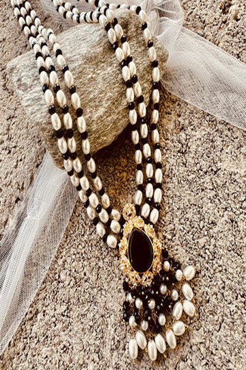 KOH-E-GEM | JEWELLERY | ROYAL ALLURE MALA SET - BLACK